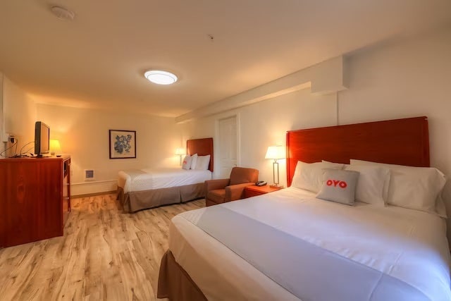 More Photos Of 1823 N Coast Hwy, Newport Hotel For Sale