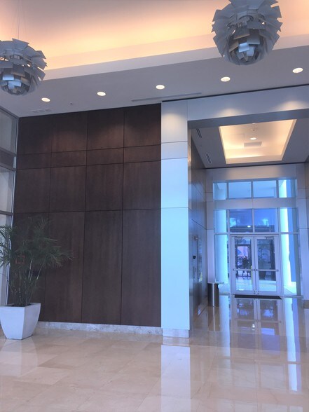 More Photos Of 2301 NW 87th Ave, Doral Office Residential For Lease