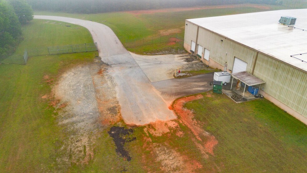 More Photos Of 93 Commerce Blvd, Ridgeway Warehouse For Sale