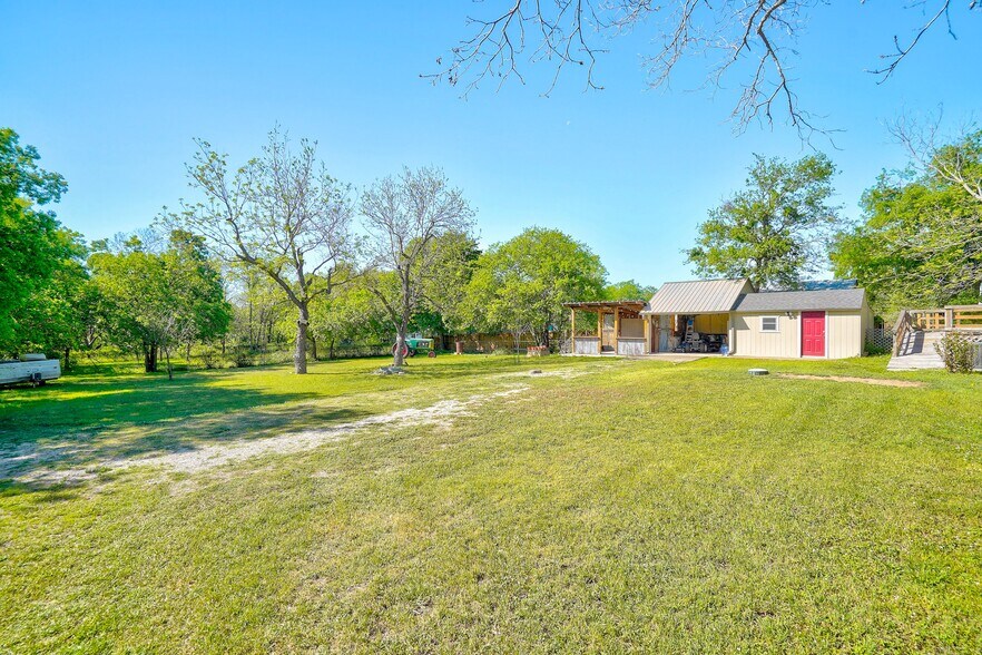 More Photos Of 201 Church Hill Ln, Liberty Hill Specialty For Sale