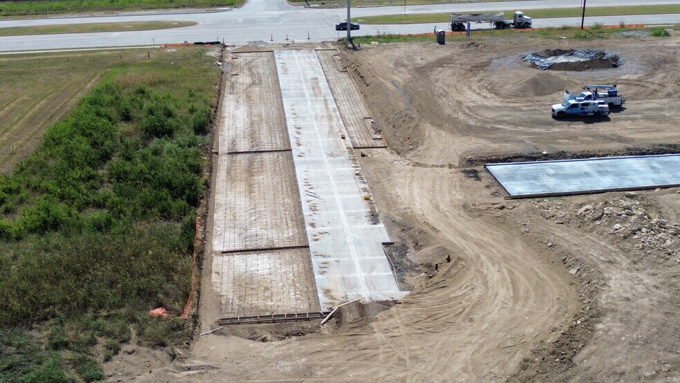 More Photos Of SWC FM-156 & John Wiley Rd, Justin Unknown For Lease