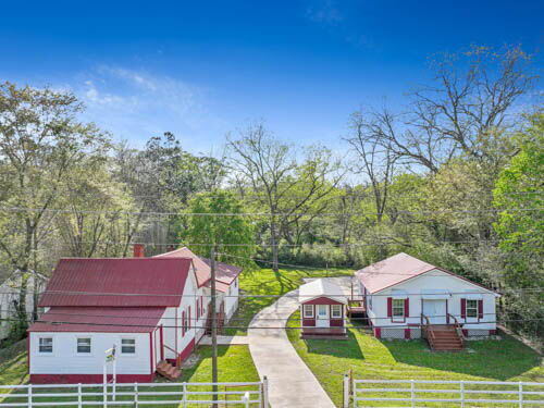 More Photos Of 450 S Oak St, Jackson Storefront Retail Office For Sale