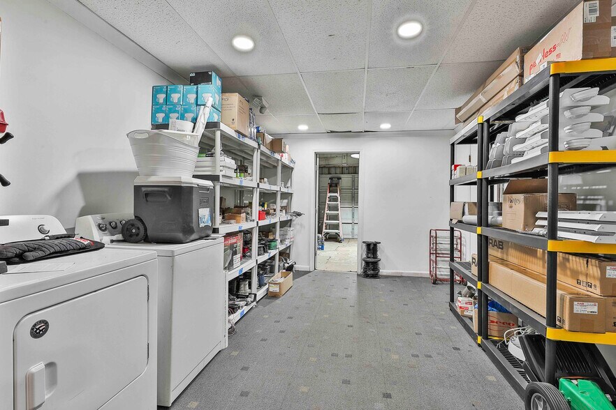 More Photos Of , Peachtree City Unknown For Sale