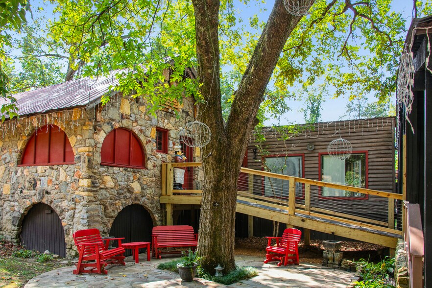 More Photos Of 299 Natural Bridge Park Rd, Waynesboro Specialty For Sale