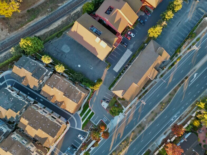 More Photos Of 39271 Mission Blvd, Fremont Medical For Lease