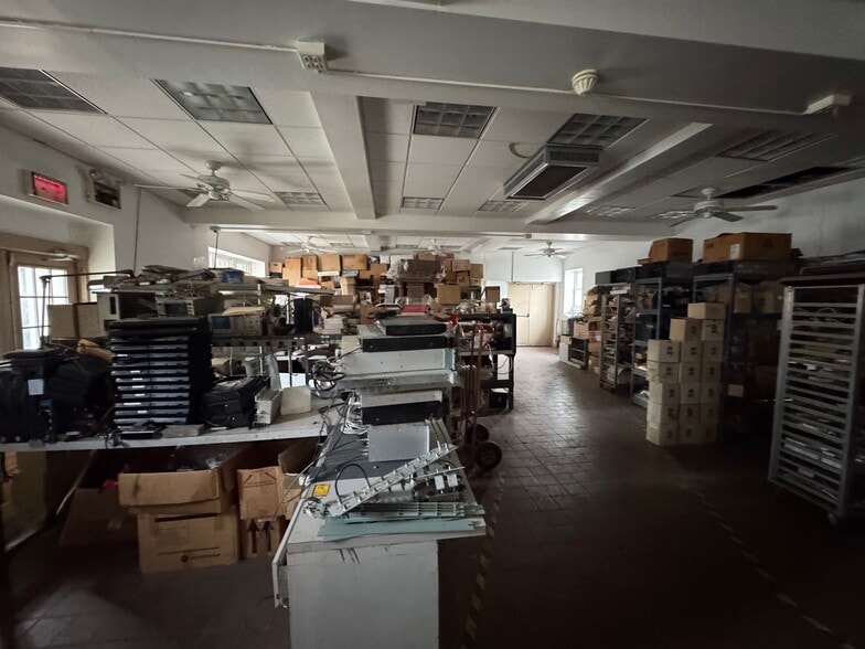 More Photos Of 624 W Main St, Norristown Warehouse For Sale