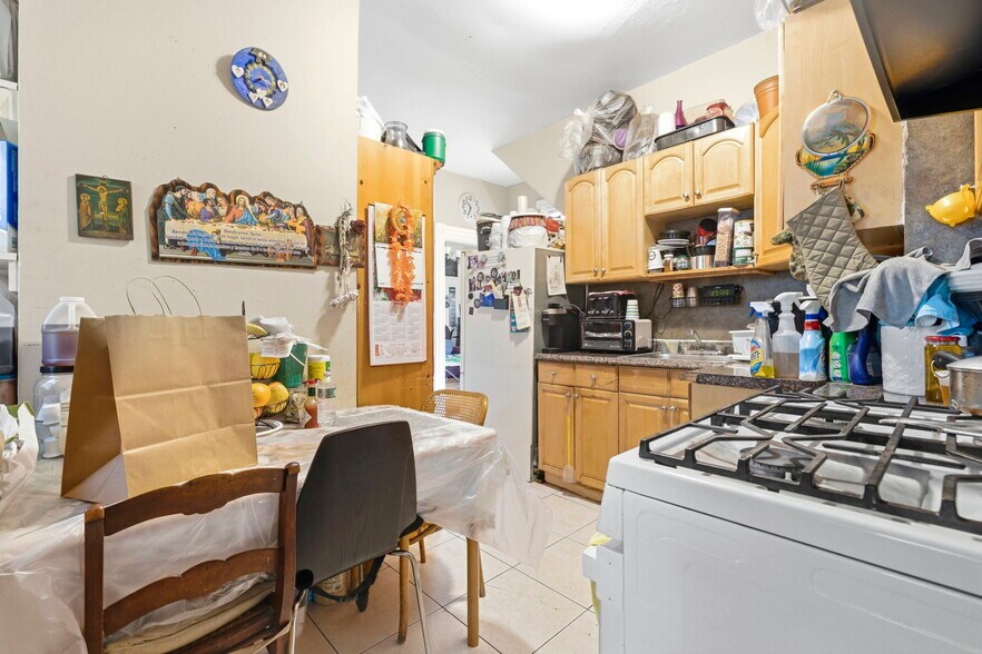 More Photos Of 31-33 Lothrop St, Boston Apartments For Sale