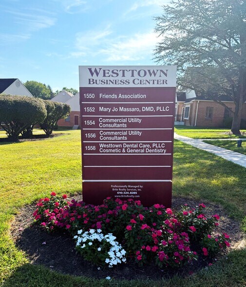 More Photos Of 1550-1558 McDaniel Dr, West Chester Office For Sale