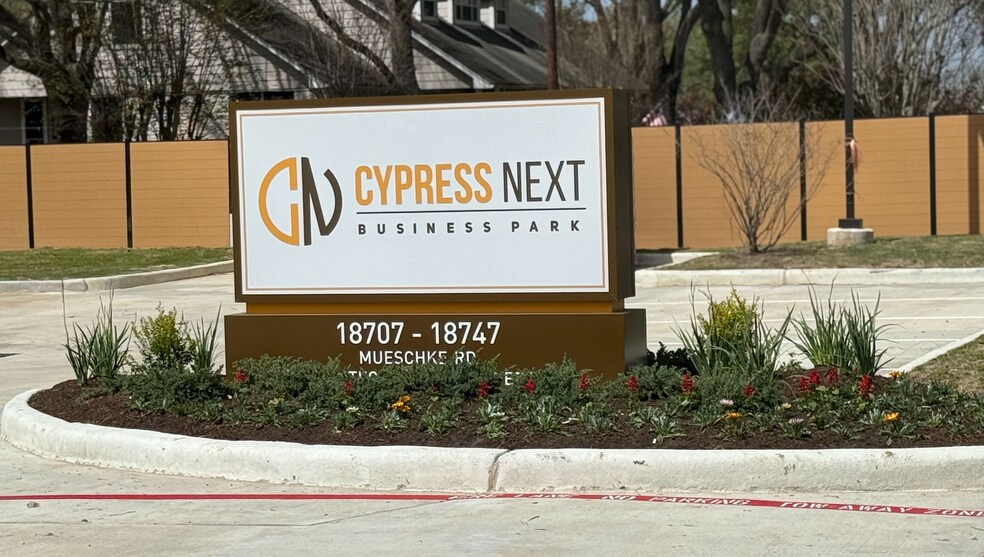 More Photos Of 18723 Mueschke Rd, Cypress Office For Lease