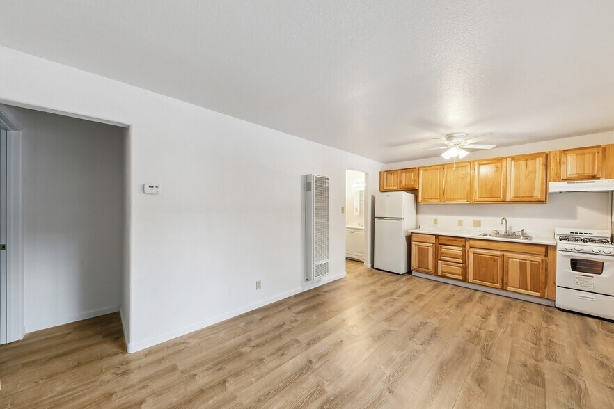 More Photos Of 3893 Pioneer Trail, South Lake Tahoe Apartments For Sale