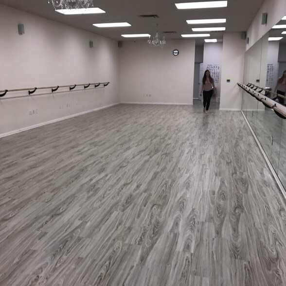 More Photos Of 270 NW Peacock Blvd, Port Saint Lucie Storefront Retail Office For Lease