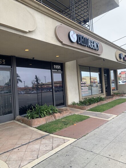 More Photos Of 1149-1163 N Tustin St, Orange General Retail For Lease