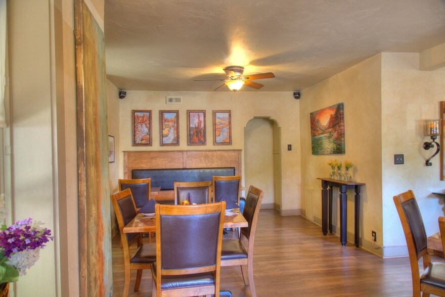 More Photos Of 218 N 100 W, Moab Restaurant For Sale