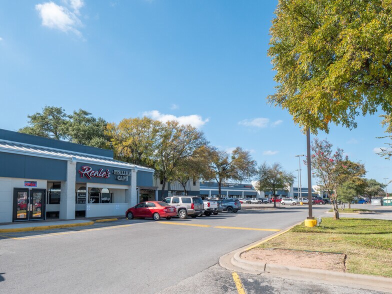 More Photos Of 13450 Research Blvd, Austin Unknown For Lease