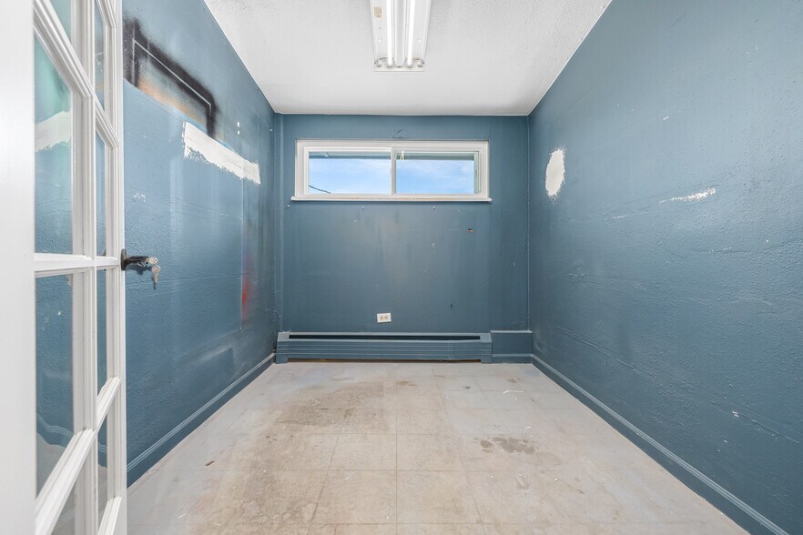 More Photos Of 8221 Bradburn Dr, Westminster Office For Sale