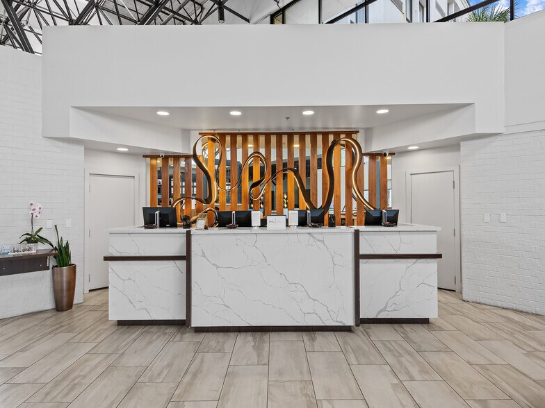 More Photos Of 14670 Duval Rd, Jacksonville Hotel For Sale