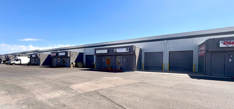 More Photos Of 4010 NW Grand Ave, Phoenix Unknown For Lease