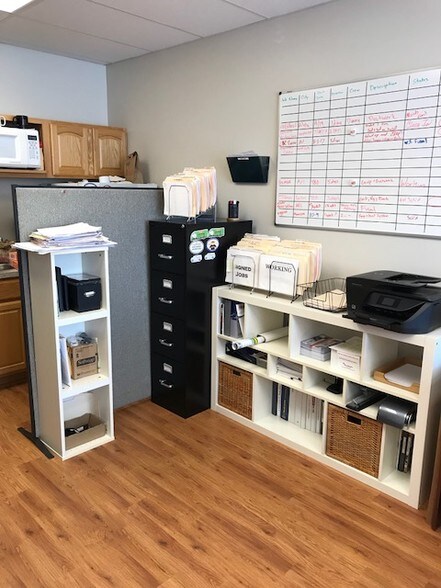 More Photos Of 9102 Industry Dr, Manassas Park Warehouse For Sale