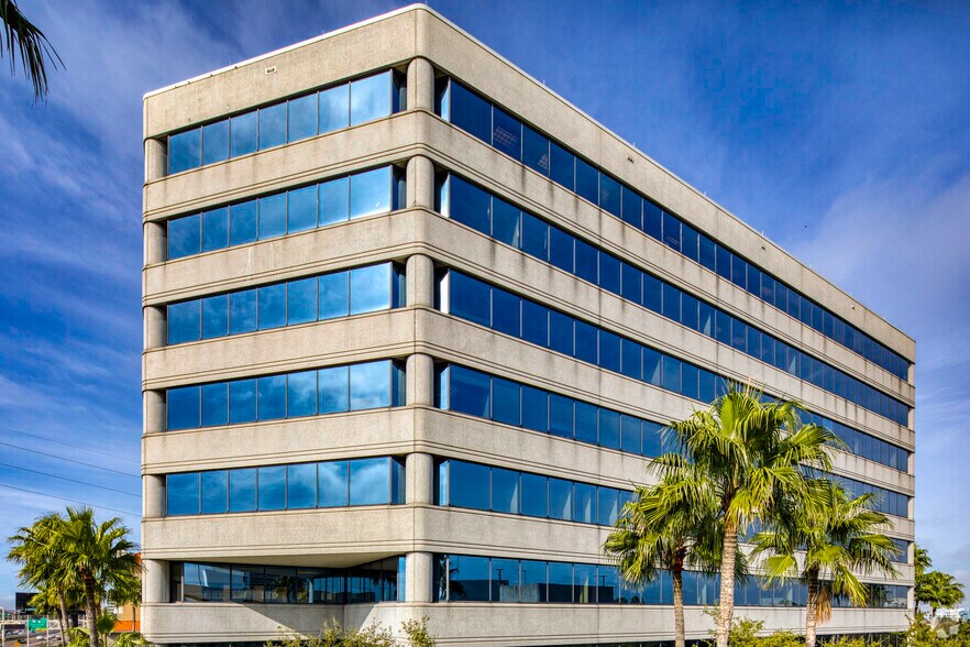 More Photos Of 4350 W Cypress St, Tampa Unknown For Lease