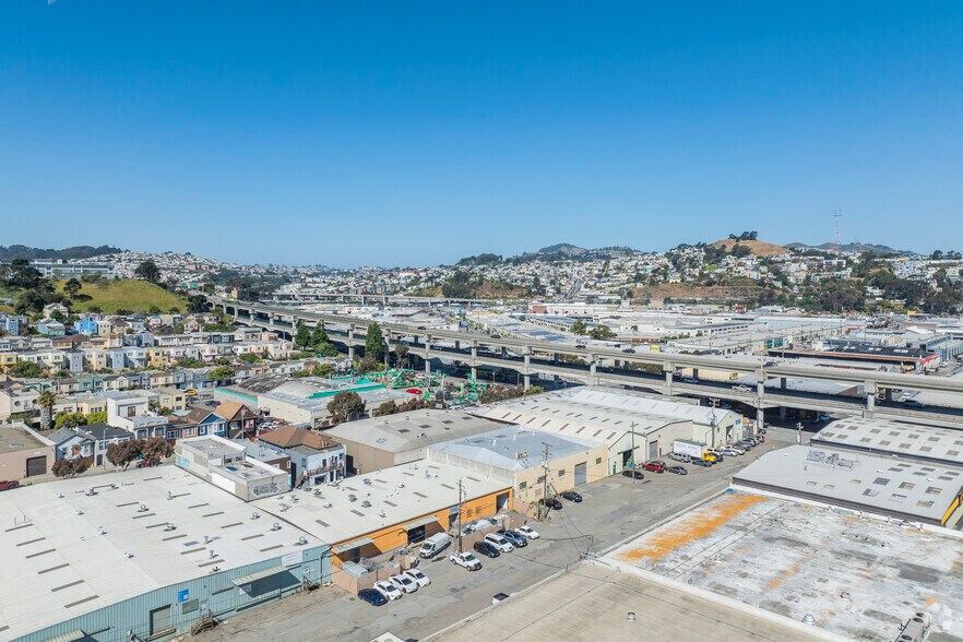 More Photos Of 2025-2035 Newcomb Ave, San Francisco Warehouse For Lease