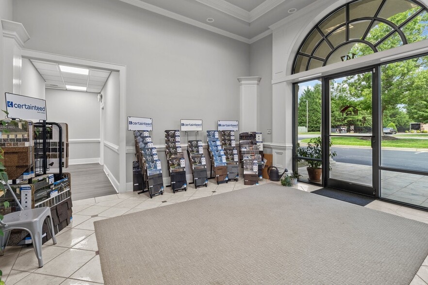 More Photos Of 147 Cedar Pointe Dr, Mooresville Research And Development For Lease