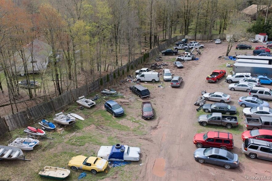 More Photos Of 47 Coopers Corner Rd, Monticello Contractor Storage Yard For Sale