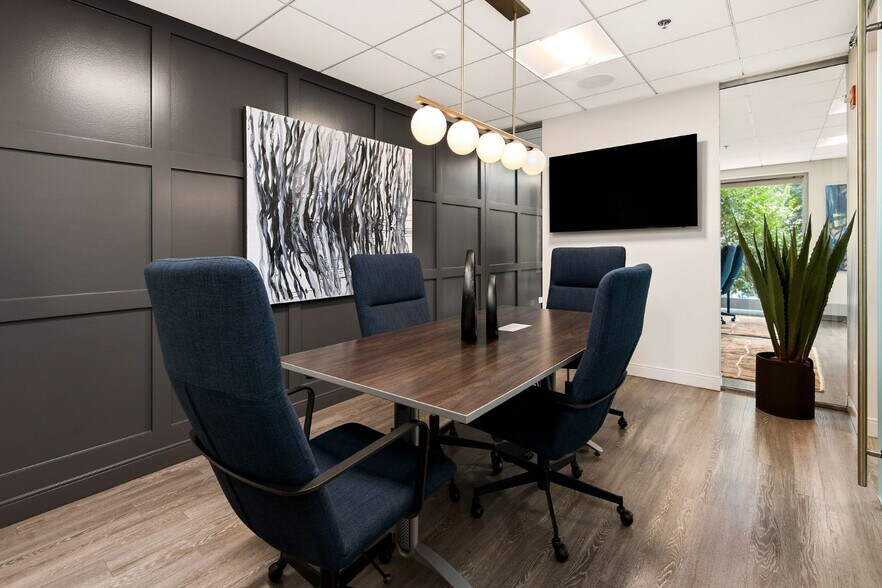 More Photos Of 300 N Canal St, Chicago Apartments For Sale