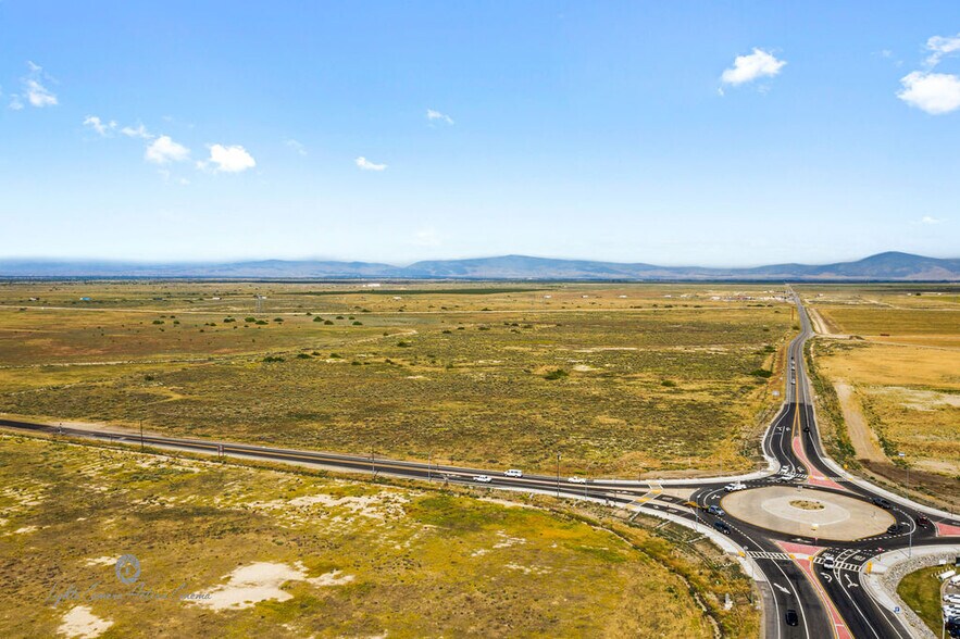 Primary Photo Of Hwy 119 & 43, Bakersfield Land For Sale