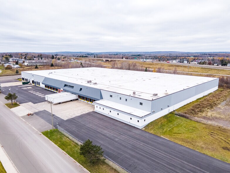 Primary Photo Of 114 Price St, Moncton Distribution For Lease