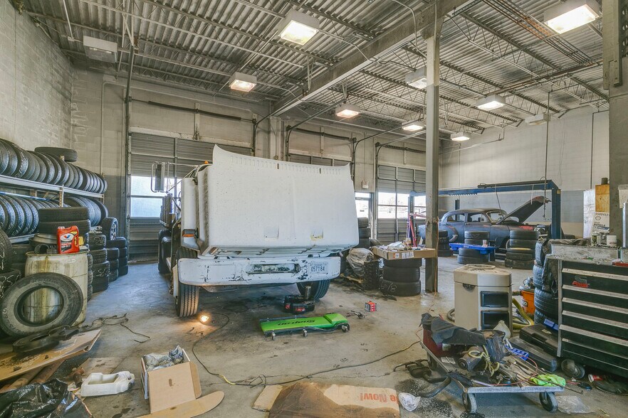 More Photos Of 508 Henslee Dr, Dickson Service Station For Sale