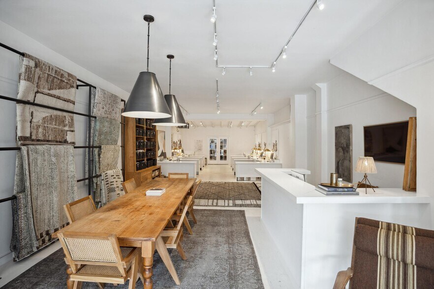 More Photos Of 7-11 Locust Ave, Mill Valley Storefront Retail Residential For Lease