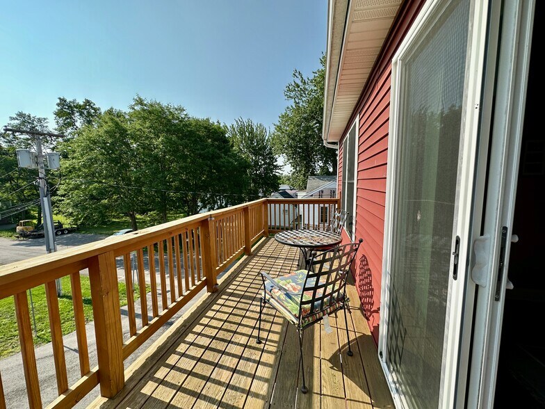 More Photos Of 1 Public Sq, Holley Apartments For Sale