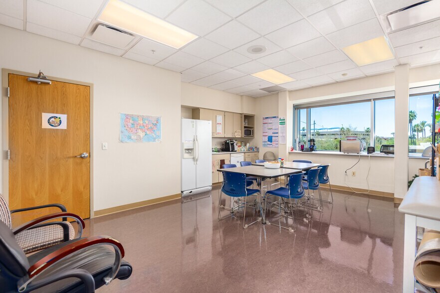 More Photos Of 3090 N 3rd Ave, Phoenix Medical For Sale