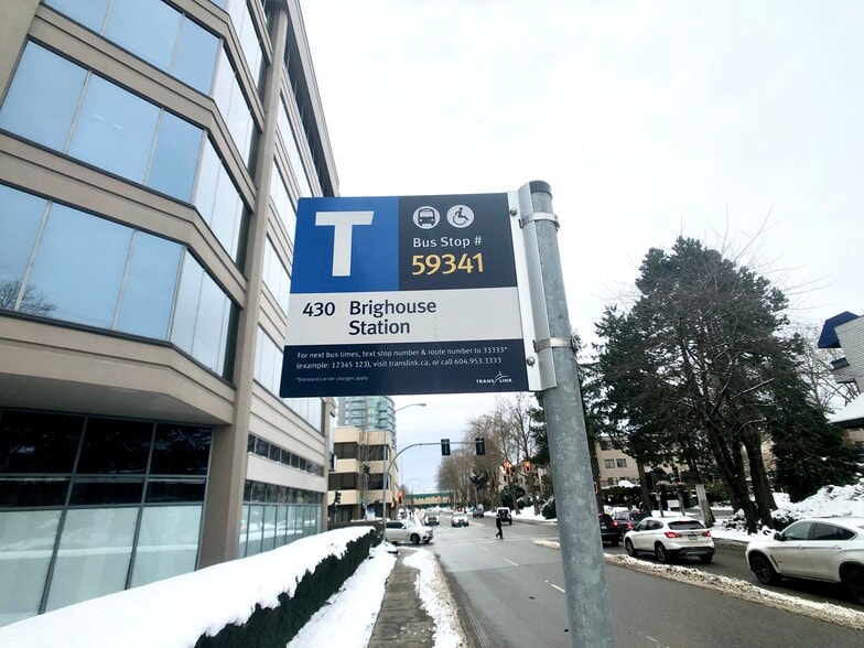 More Photos Of 5811 Cooney Rd, Richmond Office For Lease