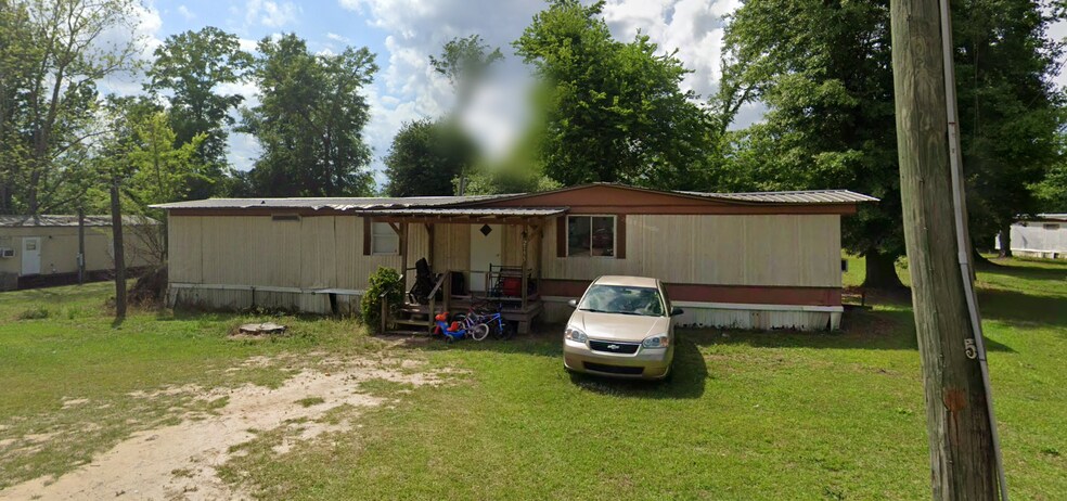 More Photos Of Warren Cir, Grand Ridge Multifamily For Sale