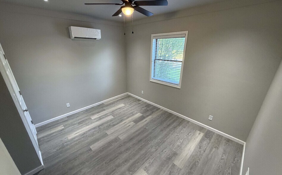 More Photos Of 7421 Terry St, Fort Smith Specialty For Sale