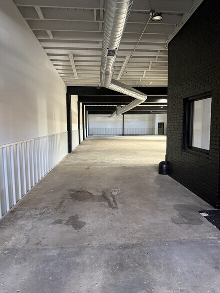 More Photos Of 1902 S Harrison St, Fort Wayne Warehouse For Sale