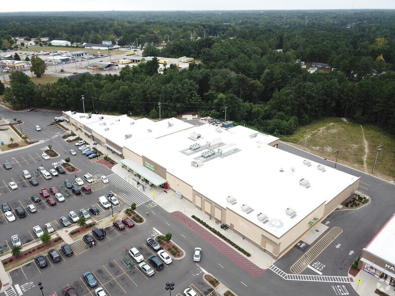 More Photos Of 3421 Murchison Rd, Fayetteville General Retail For Sale