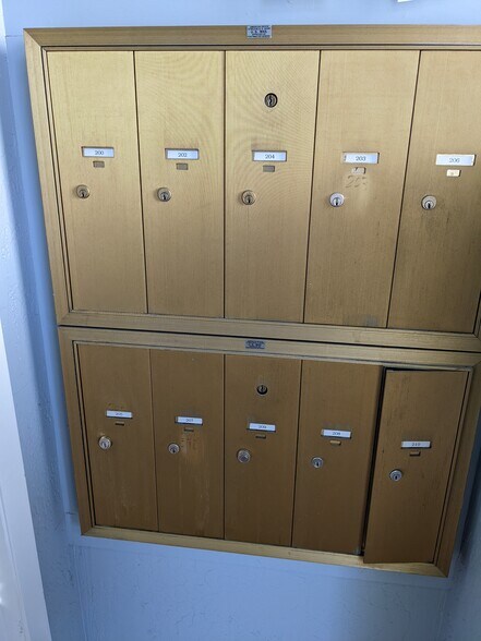 More Photos Of 212-214 Laurel St, Santa Cruz Loft Creative Space For Lease