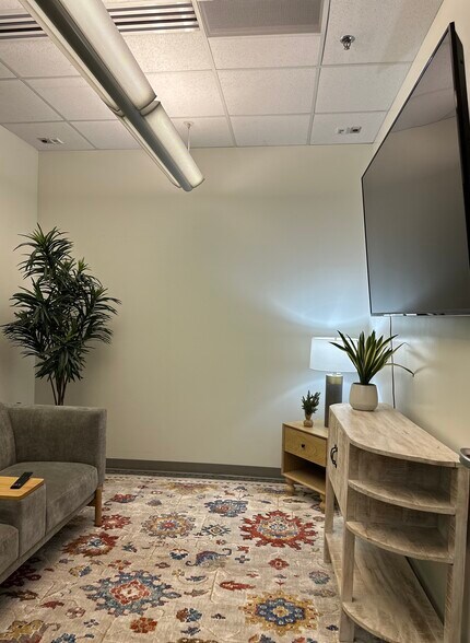 More Photos Of 1800 S Novell Pl, Provo Coworking Space