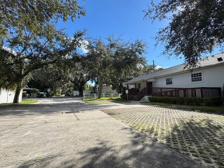More Photos Of 557 W Plant St, Winter Garden Office For Sale