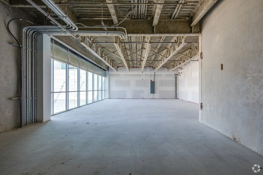 More Photos Of 15315 66 Ave, Surrey Office For Sale