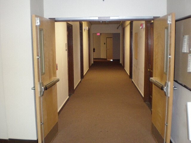 More Photos Of 9 Green St, Augusta Office For Lease