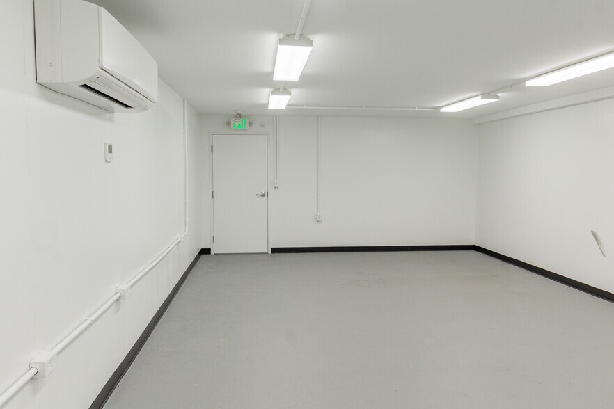 More Photos Of 222 Gray Rd, Cumberland Manufacturing For Sale