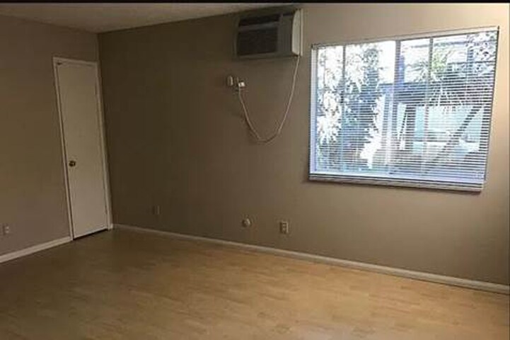 More Photos Of 4032-4034 N Bonita St, Spring Valley Apartments For Sale