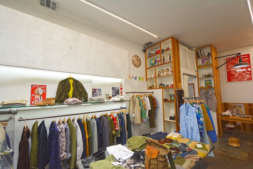 More Photos Of 8358-8360 W 3rd St, Los Angeles Storefront For Lease