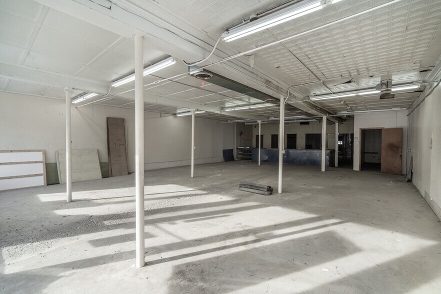 More Photos Of 420-424 W State St, Ithaca Freestanding For Lease