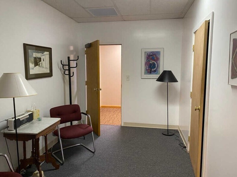 More Photos Of 319 Littleton Rd, Westford Office For Lease