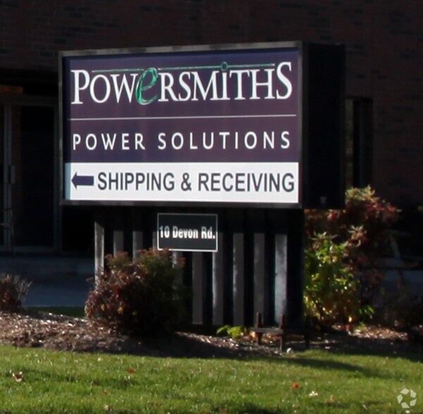 More Photos Of 10 Devon Rd, Brampton Flex For Lease