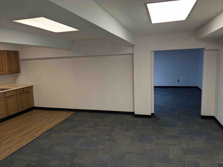 More Photos Of 18-17 42nd St, Astoria Light Distribution For Lease